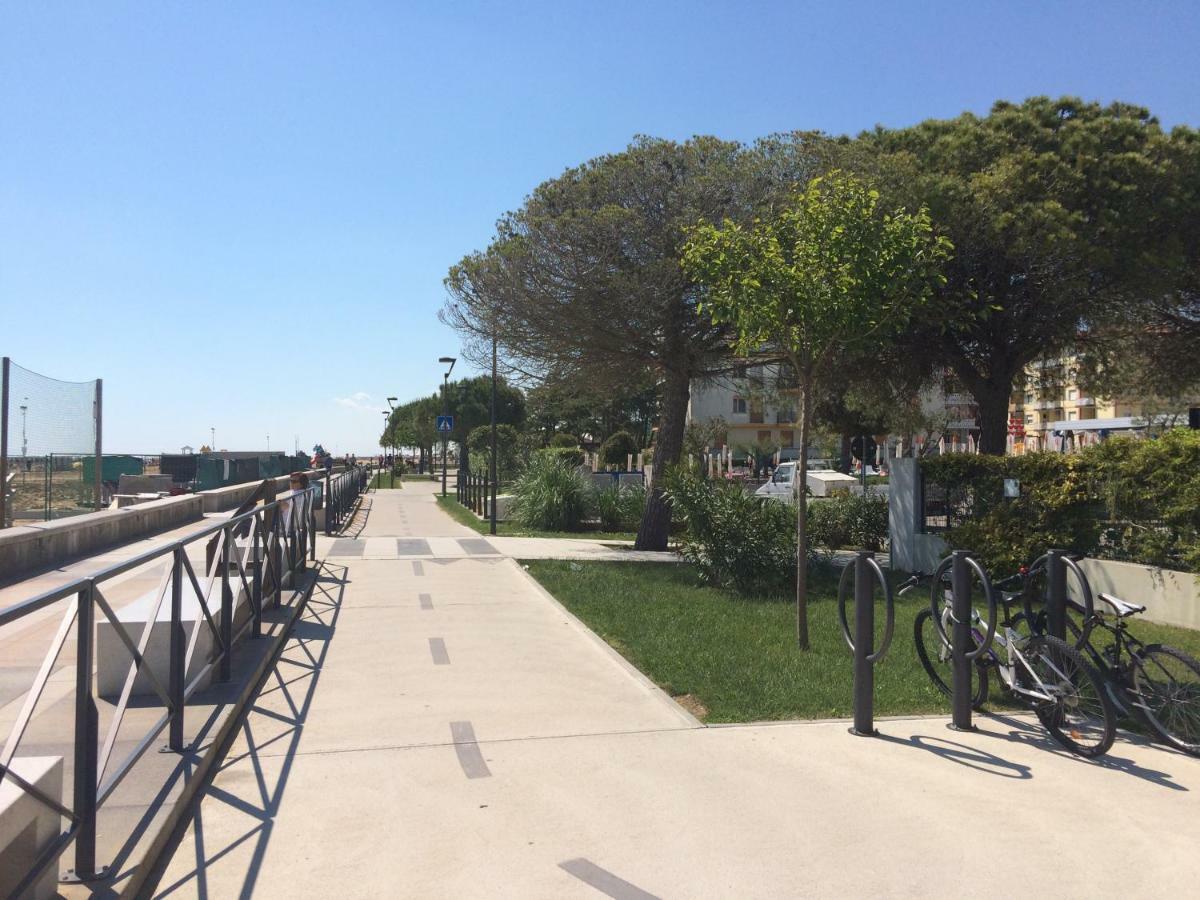 Giuliana - Appartamenti Bibione Exterior foto